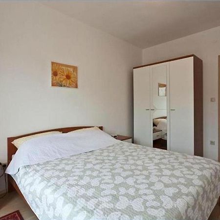 Apartmani Roic 스타리 그라드 외부 사진